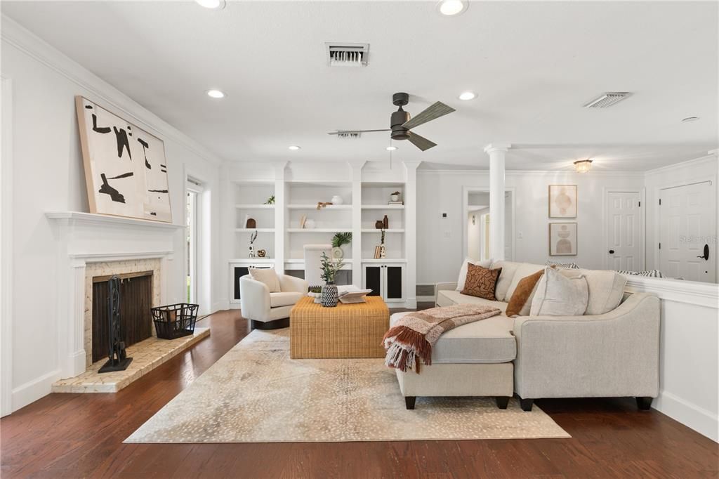 For Sale: $750,000 (3 beds, 2 baths, 1842 Square Feet)