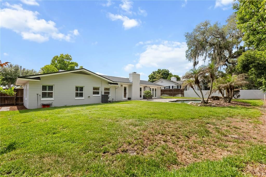 For Sale: $750,000 (3 beds, 2 baths, 1842 Square Feet)