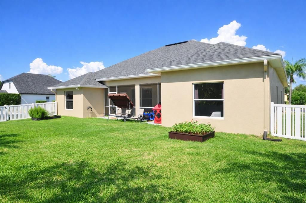 En Venta: $484,900 (3 camas, 2 baños, 2199 Pies cuadrados)