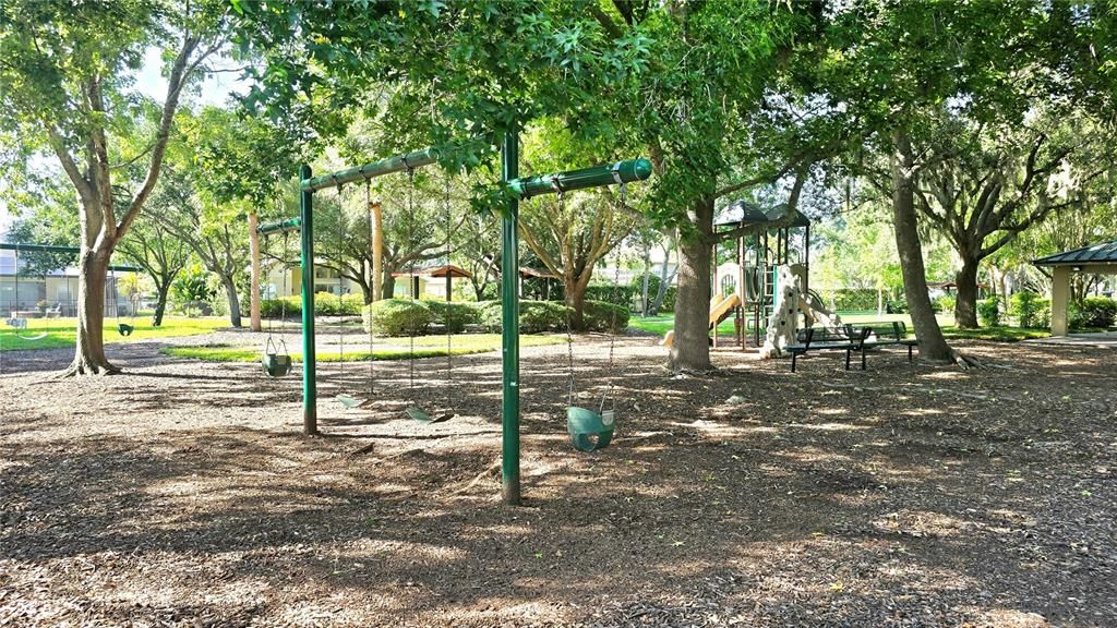En Venta: $484,900 (3 camas, 2 baños, 2199 Pies cuadrados)