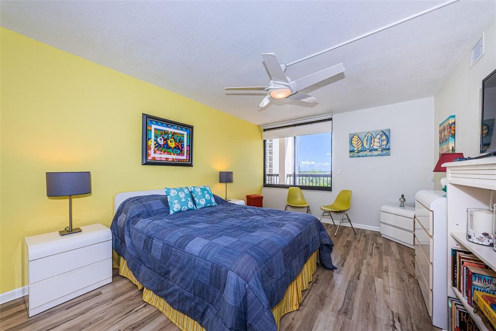 En Venta: $596,000 (2 camas, 2 baños, 1175 Pies cuadrados)
