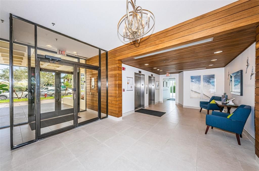 En Venta: $596,000 (2 camas, 2 baños, 1175 Pies cuadrados)