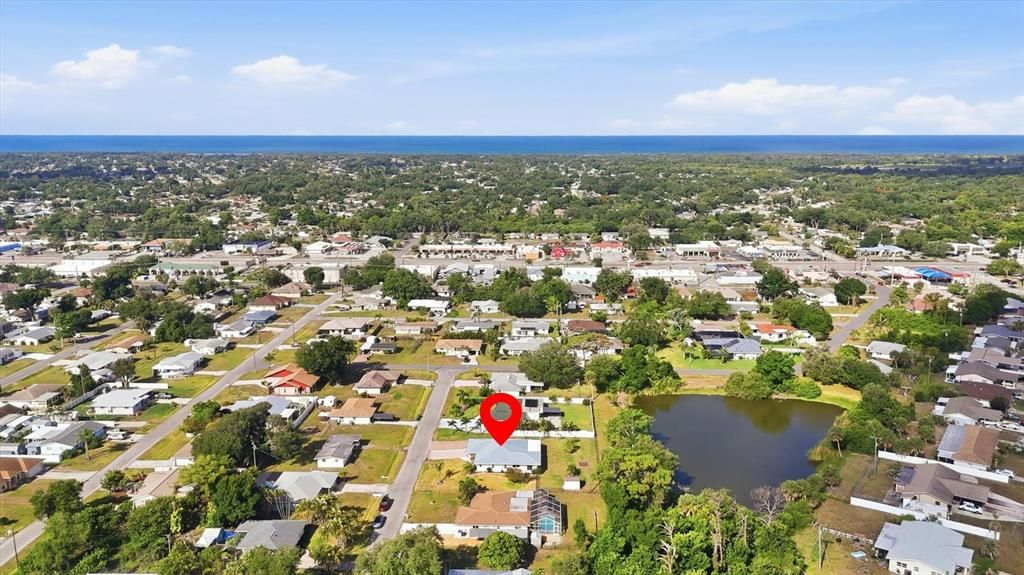 En Venta: $439,000 (2 camas, 2 baños, 1976 Pies cuadrados)