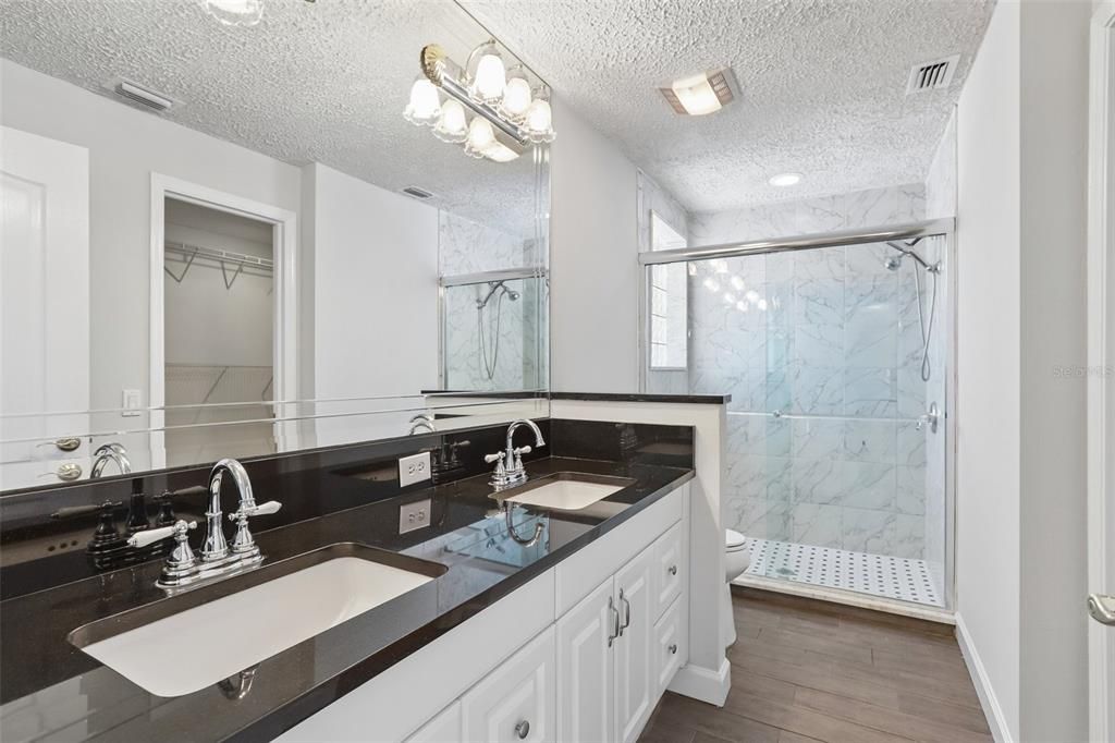 For Sale: $475,000 (3 beds, 2 baths, 1592 Square Feet)