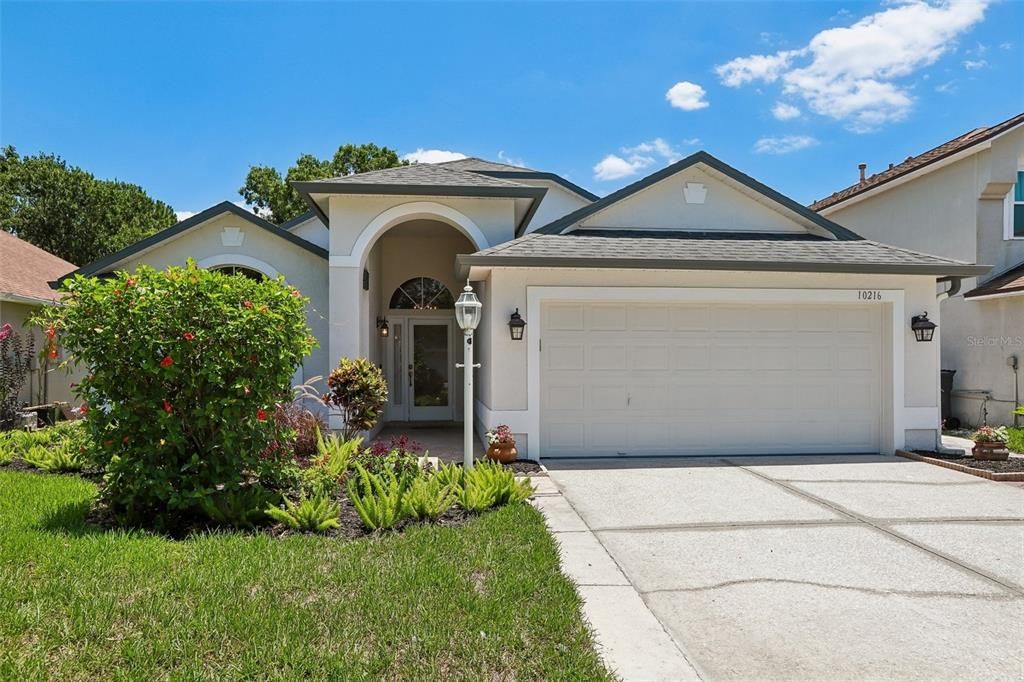 For Sale: $475,000 (3 beds, 2 baths, 1592 Square Feet)