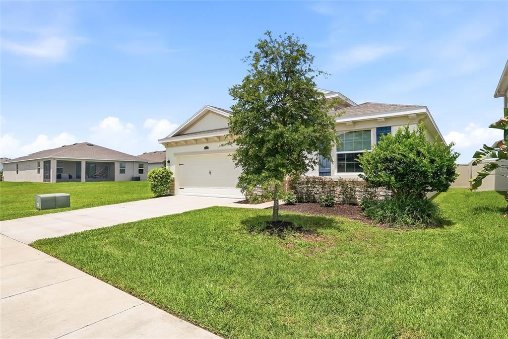 For Sale: $540,000 (4 beds, 2 baths, 2041 Square Feet)
