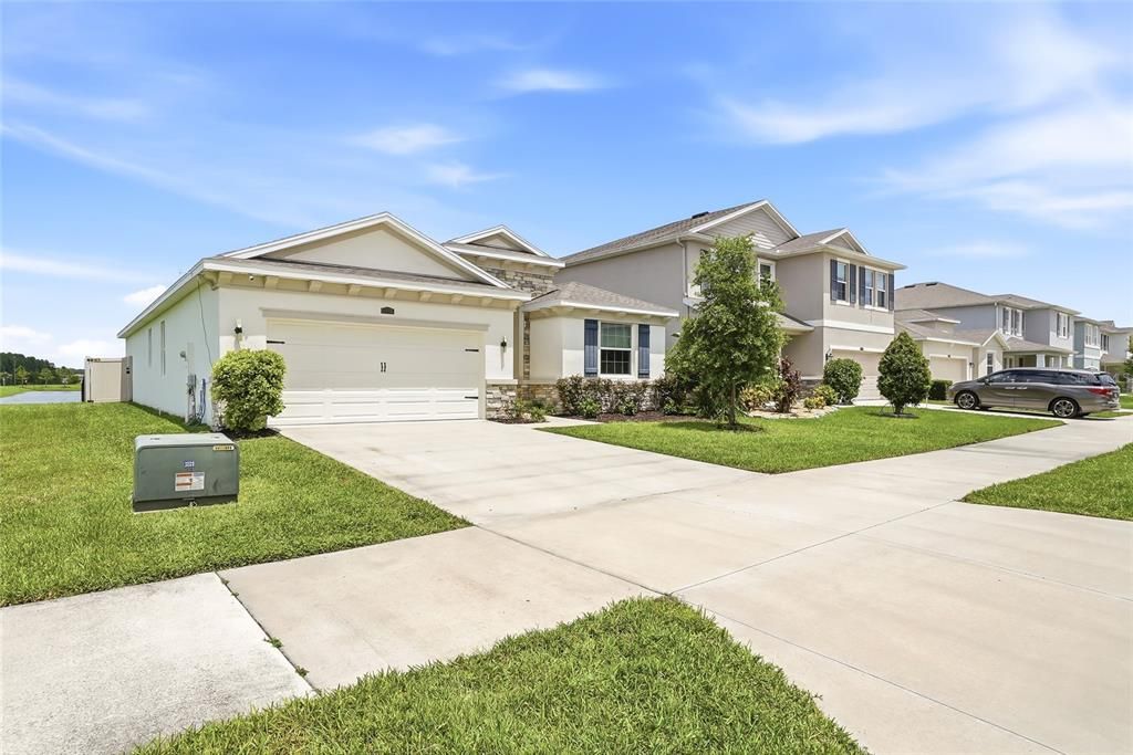 For Sale: $540,000 (4 beds, 2 baths, 2041 Square Feet)