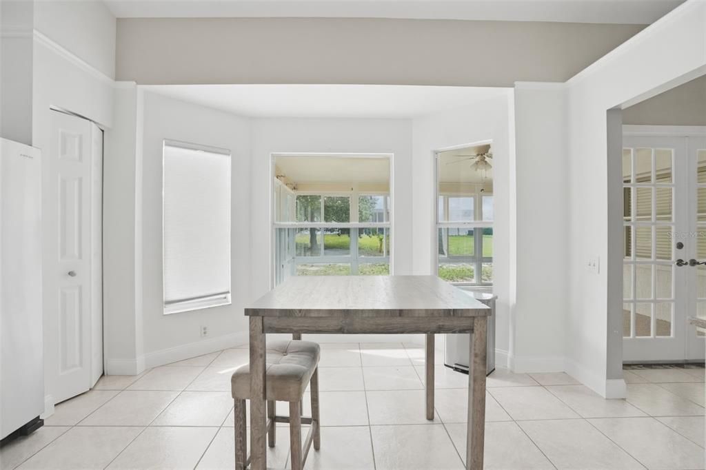 En Renta: $2,495 (3 camas, 2 baños, 2167 Pies cuadrados)