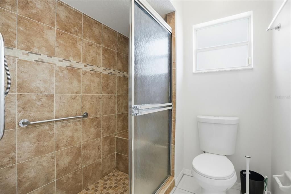 En Renta: $2,495 (3 camas, 2 baños, 2167 Pies cuadrados)