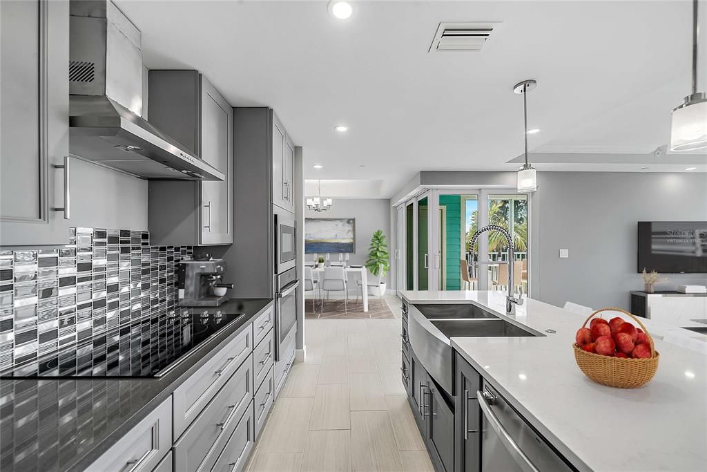 For Rent: $1,999 (3 beds, 2 baths, 1440 Square Feet)