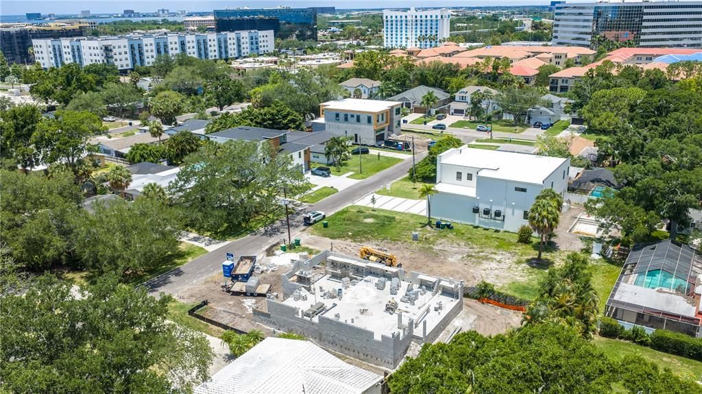 En Venta: $2,450,000 (5 camas, 4 baños, 4582 Pies cuadrados)