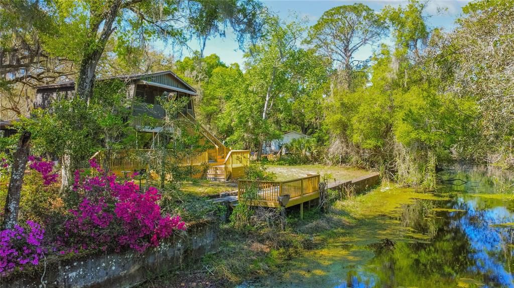 For Sale: $288,000 (3 beds, 2 baths, 1218 Square Feet)
