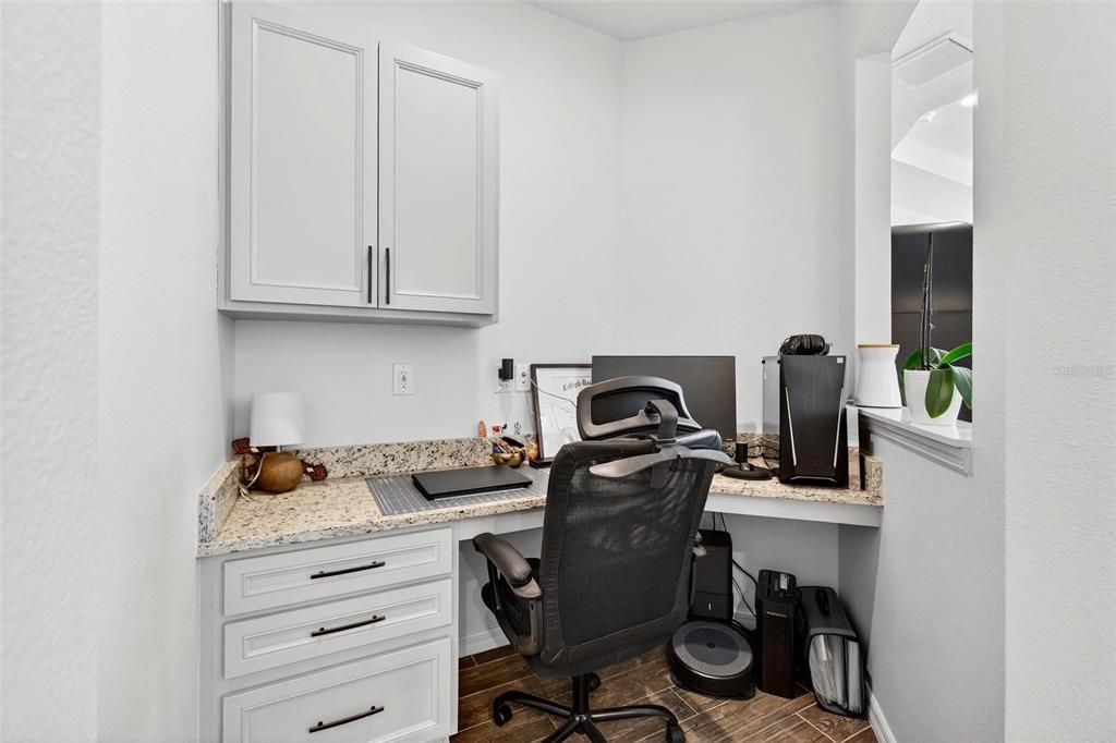For Sale: $674,900 (4 beds, 2 baths, 2011 Square Feet)
