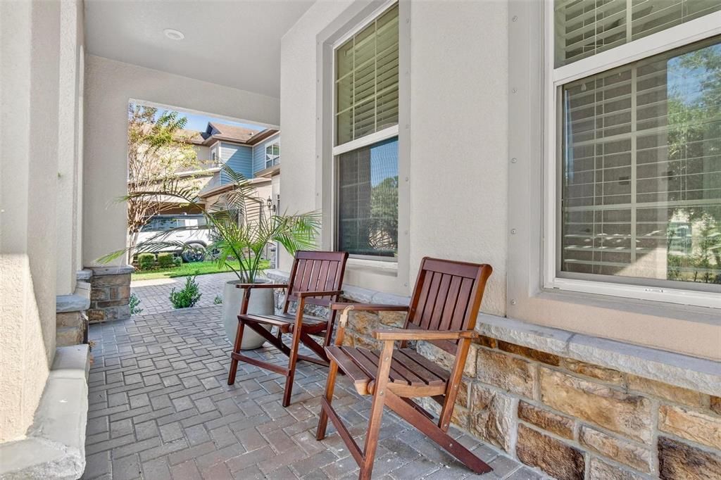 For Sale: $674,900 (4 beds, 2 baths, 2011 Square Feet)