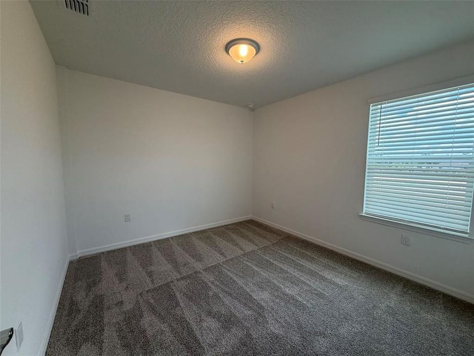 En Renta: $3,999 (4 camas, 3 baños, 2341 Pies cuadrados)