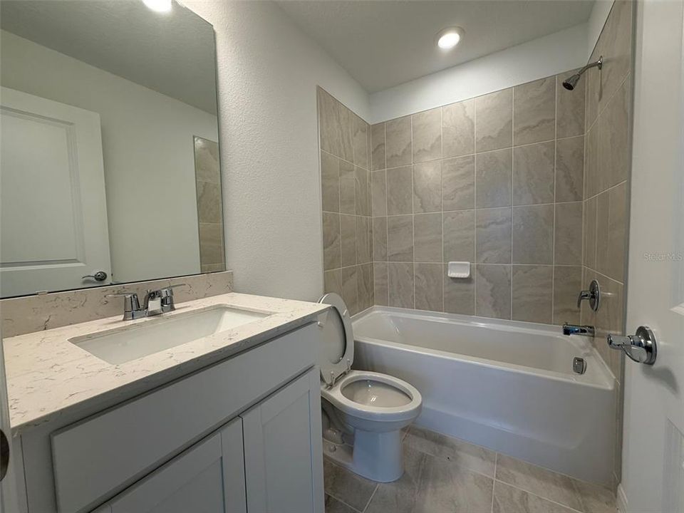 En Renta: $3,999 (4 camas, 3 baños, 2341 Pies cuadrados)