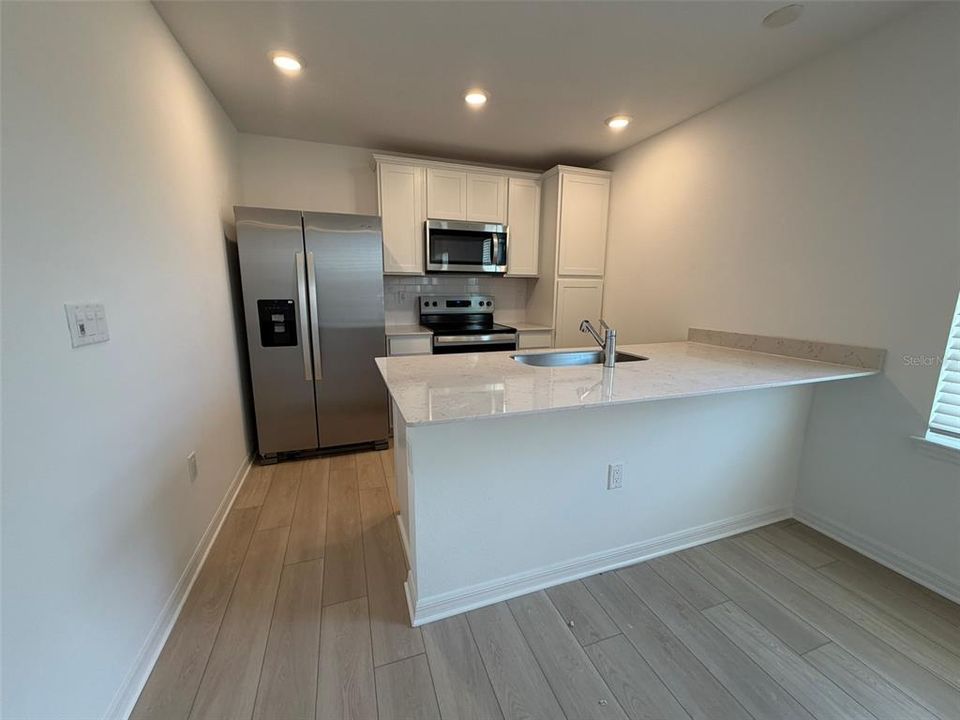 En Renta: $3,999 (4 camas, 3 baños, 2341 Pies cuadrados)