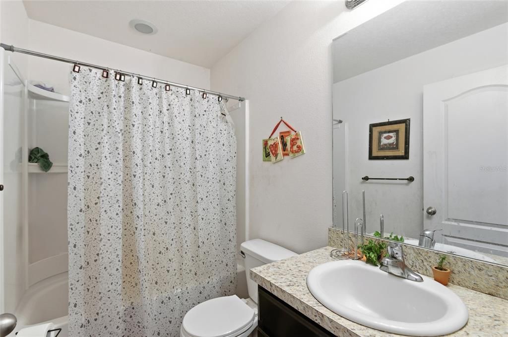 For Sale: $224,900 (3 beds, 2 baths, 1563 Square Feet)