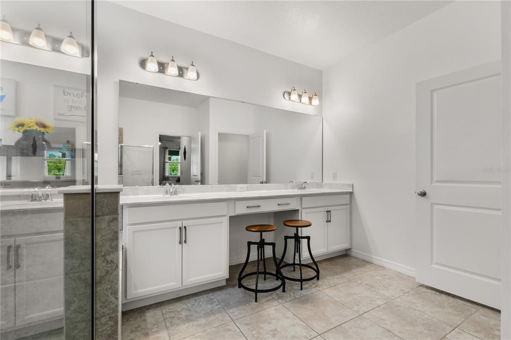 For Sale: $590,000 (4 beds, 3 baths, 3151 Square Feet)
