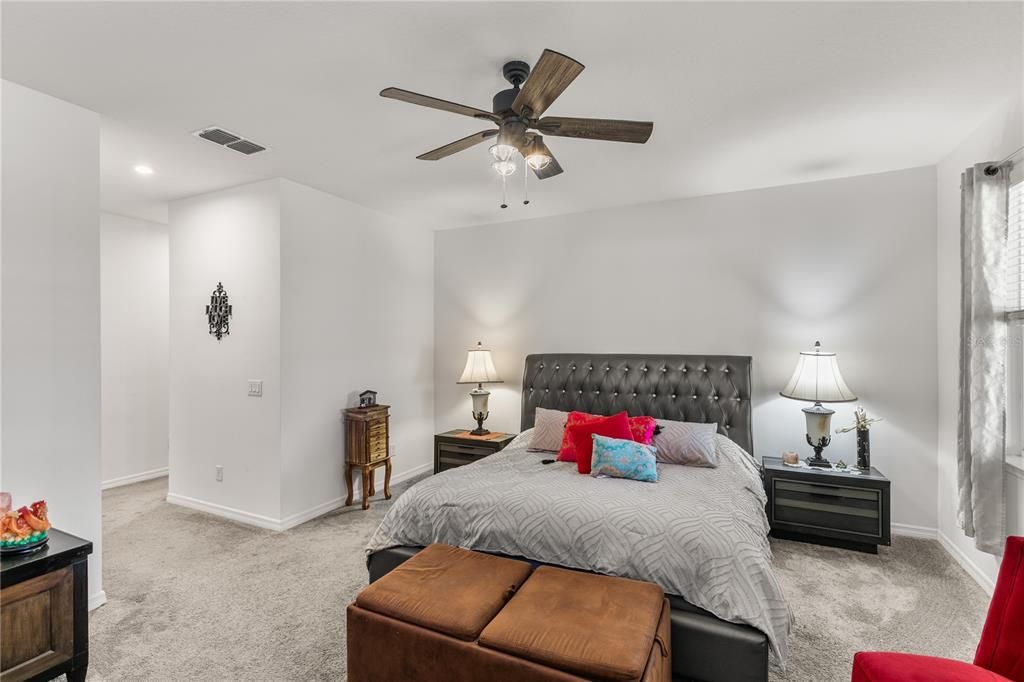 For Sale: $590,000 (4 beds, 3 baths, 3151 Square Feet)