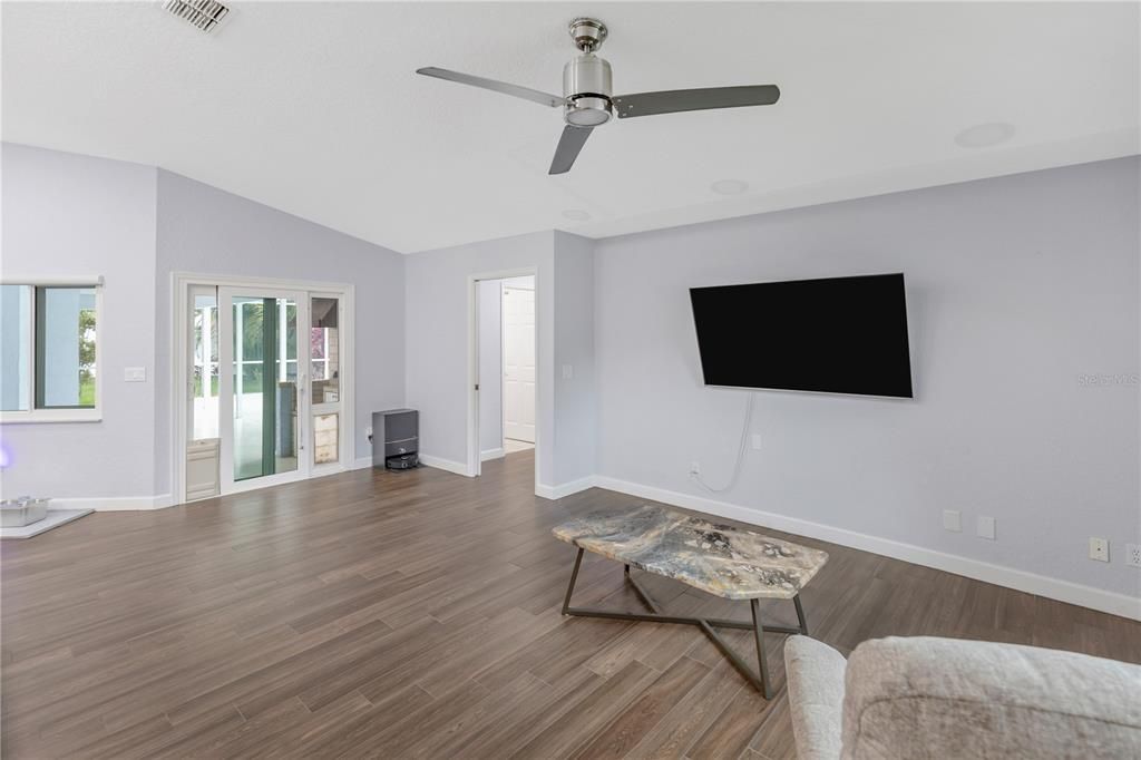 En Venta: $750,000 (3 camas, 2 baños, 2160 Pies cuadrados)