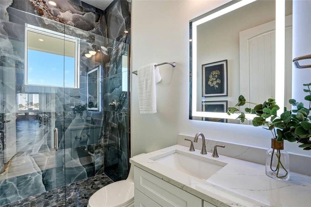 For Sale: $3,449,000 (6 beds, 5 baths, 4848 Square Feet)