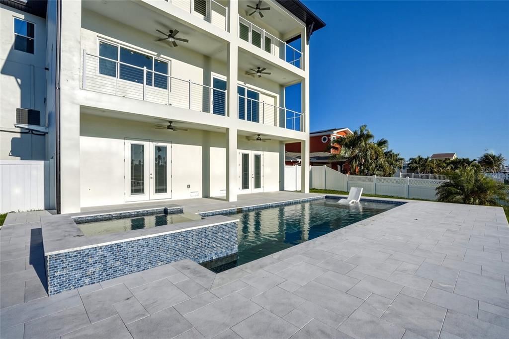 For Sale: $3,449,000 (6 beds, 5 baths, 4848 Square Feet)