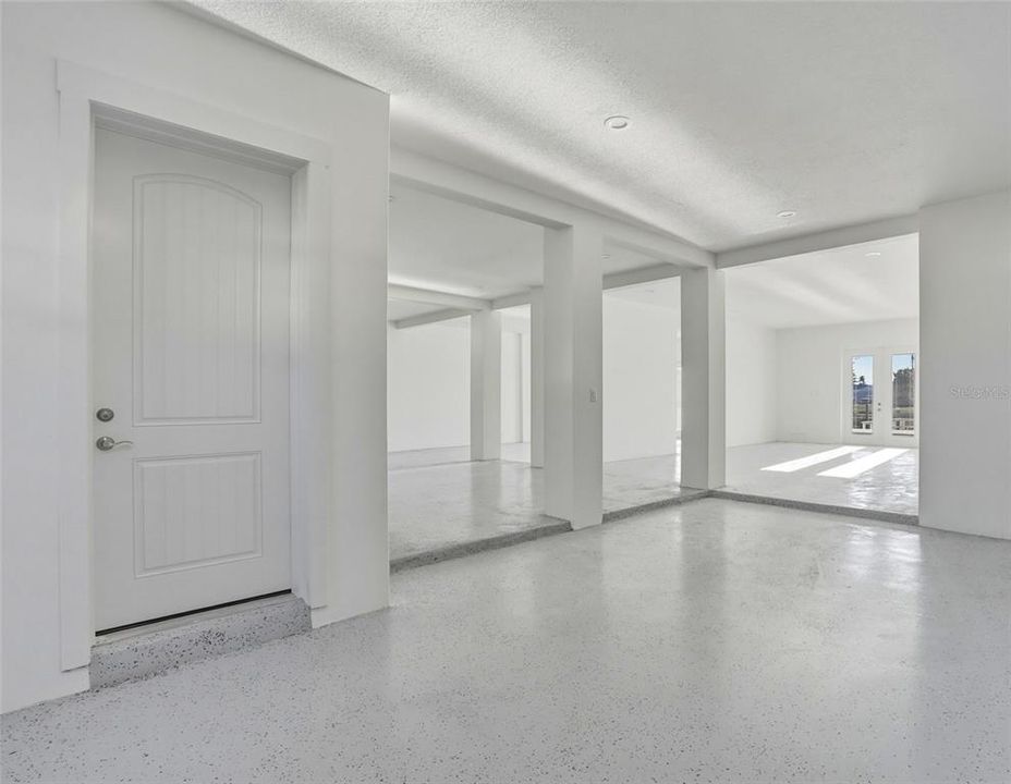 For Sale: $3,449,000 (6 beds, 5 baths, 4848 Square Feet)