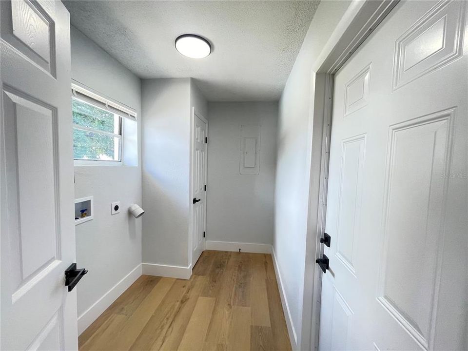 For Sale: $249,000 (3 beds, 2 baths, 1116 Square Feet)
