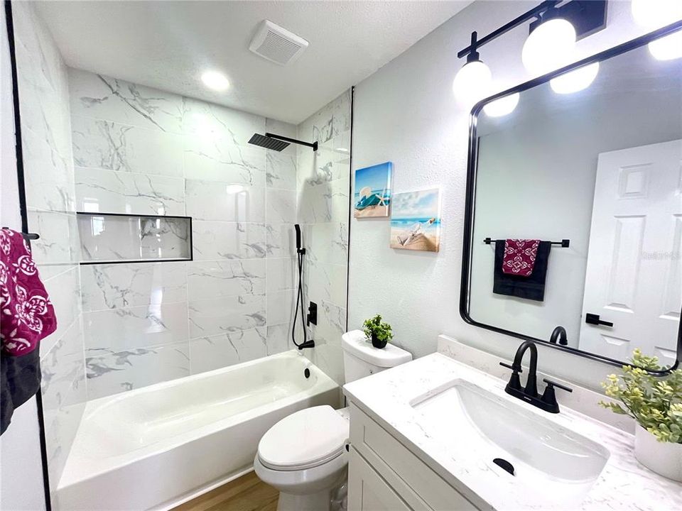 For Sale: $249,000 (3 beds, 2 baths, 1116 Square Feet)
