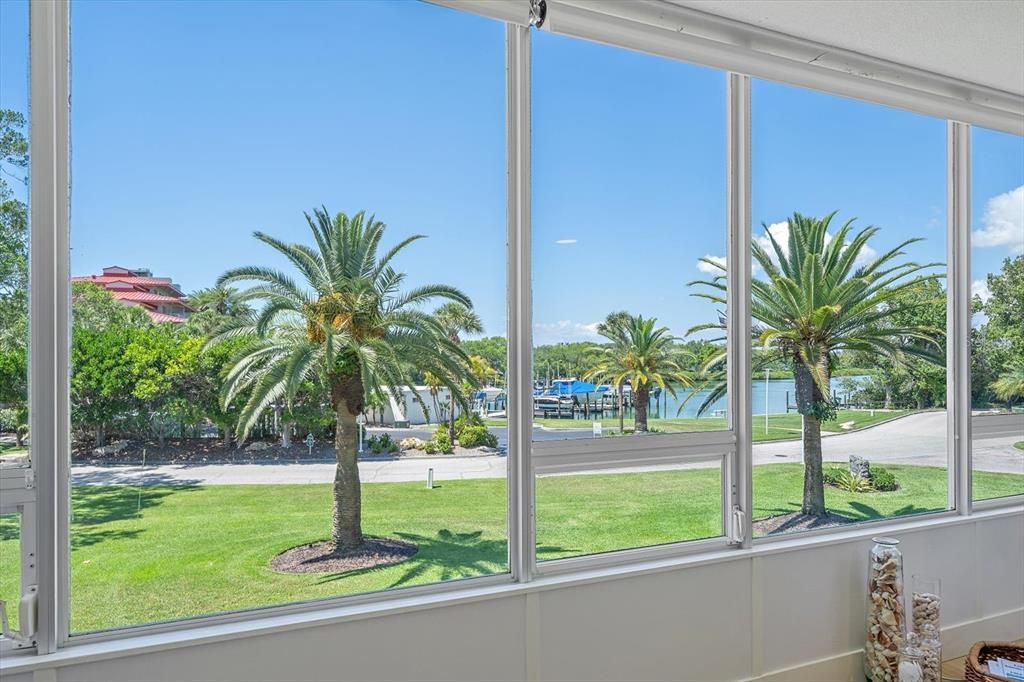 Active With Contract: $899,000 (2 beds, 2 baths, 1492 Square Feet)