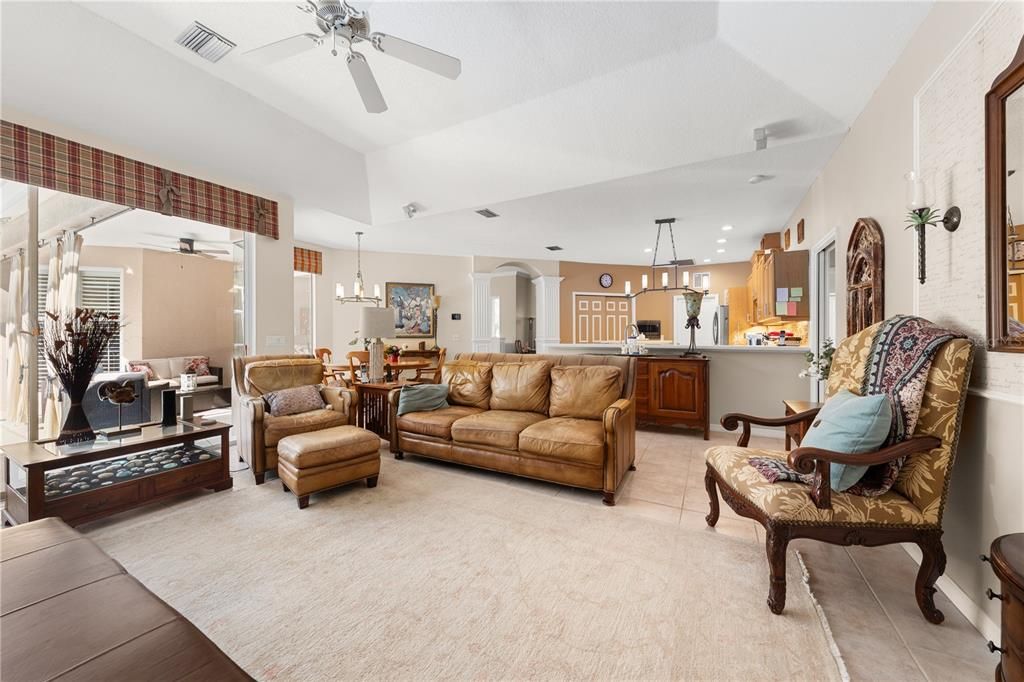 For Sale: $780,000 (4 beds, 3 baths, 2683 Square Feet)
