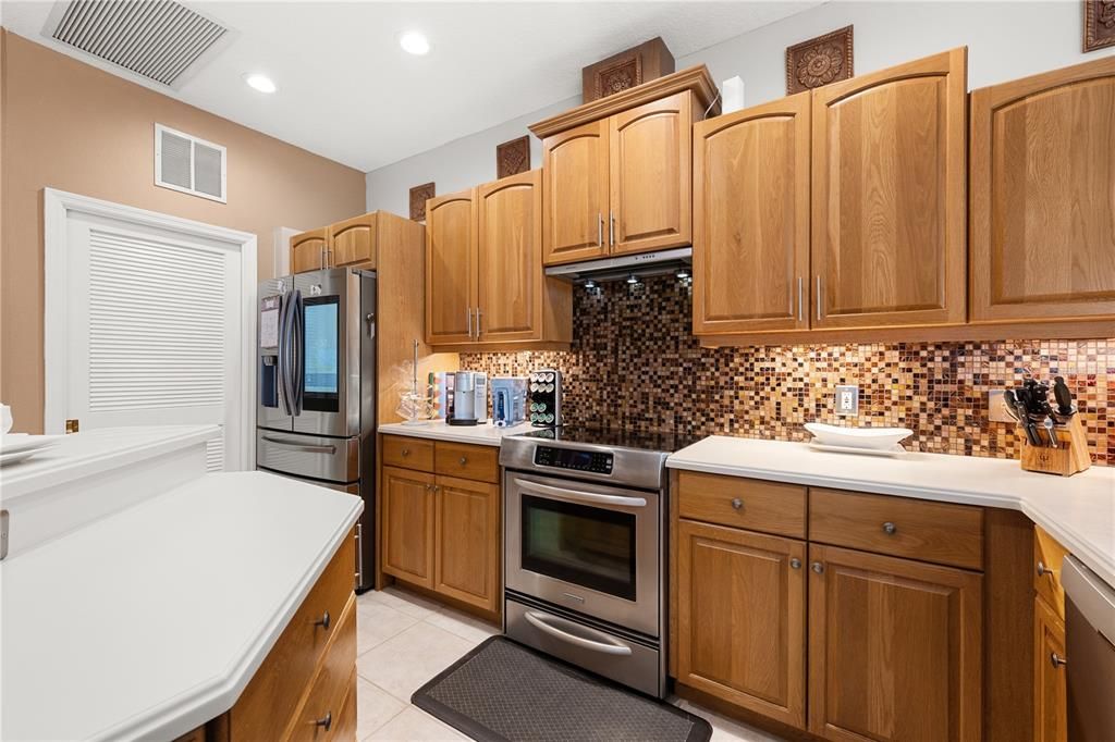For Sale: $780,000 (4 beds, 3 baths, 2683 Square Feet)