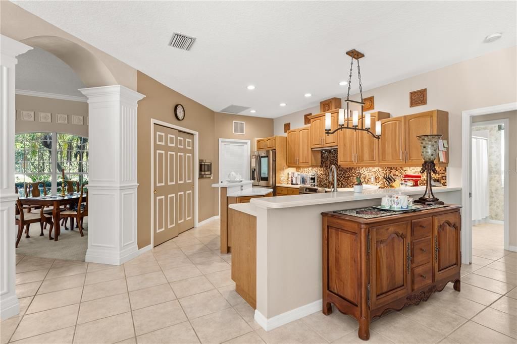 For Sale: $780,000 (4 beds, 3 baths, 2683 Square Feet)