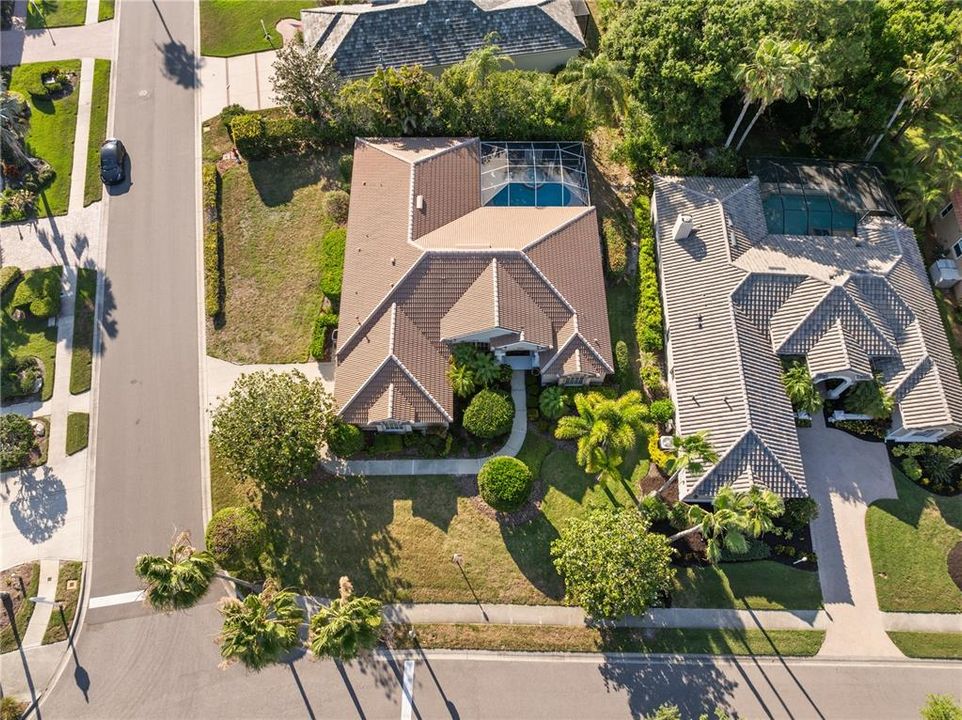 For Sale: $780,000 (4 beds, 3 baths, 2683 Square Feet)