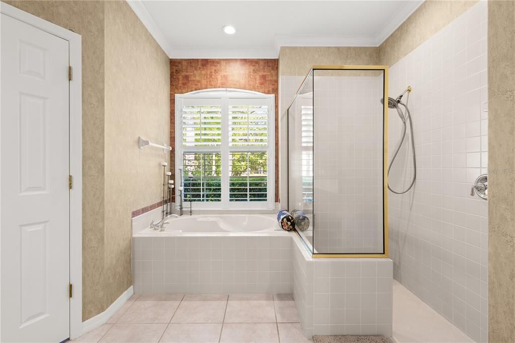 For Sale: $780,000 (4 beds, 3 baths, 2683 Square Feet)