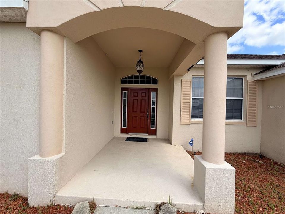 En Venta: $459,900 (4 camas, 2 baños, 2434 Pies cuadrados)