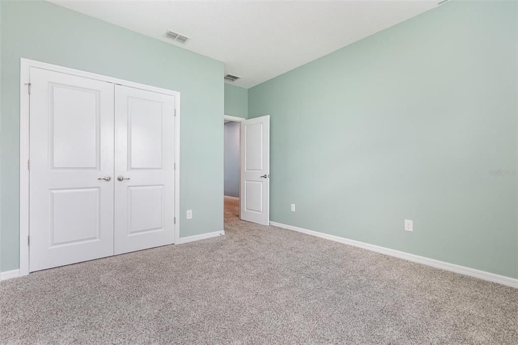 Activo con contrato: $320,000 (3 camas, 2 baños, 2025 Pies cuadrados)