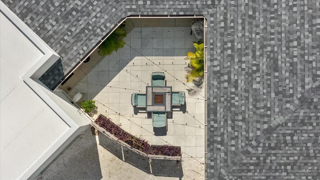 Active With Contract: $925,000 (4 beds, 4 baths, 3521 Square Feet)