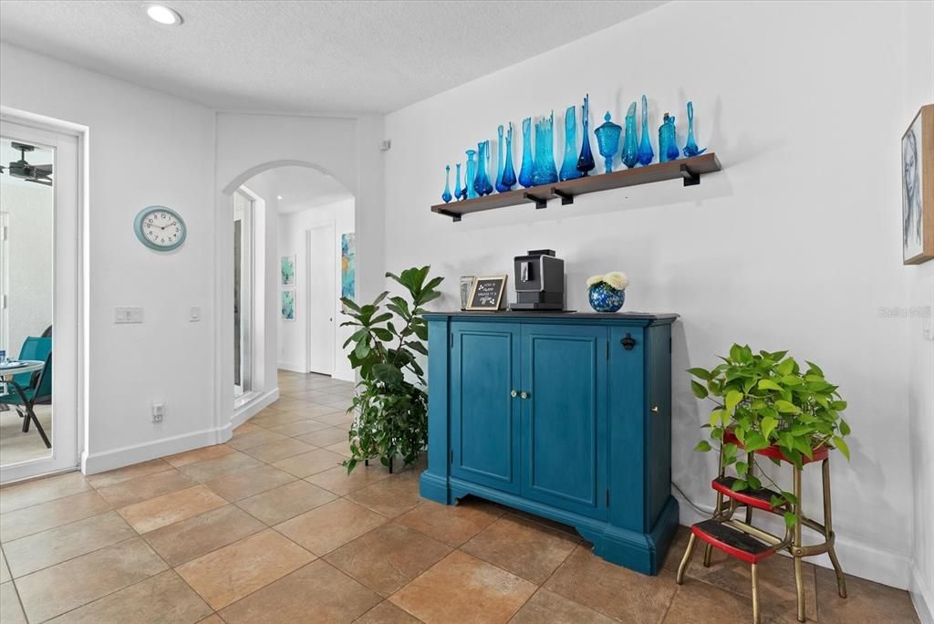 Active With Contract: $925,000 (4 beds, 4 baths, 3521 Square Feet)