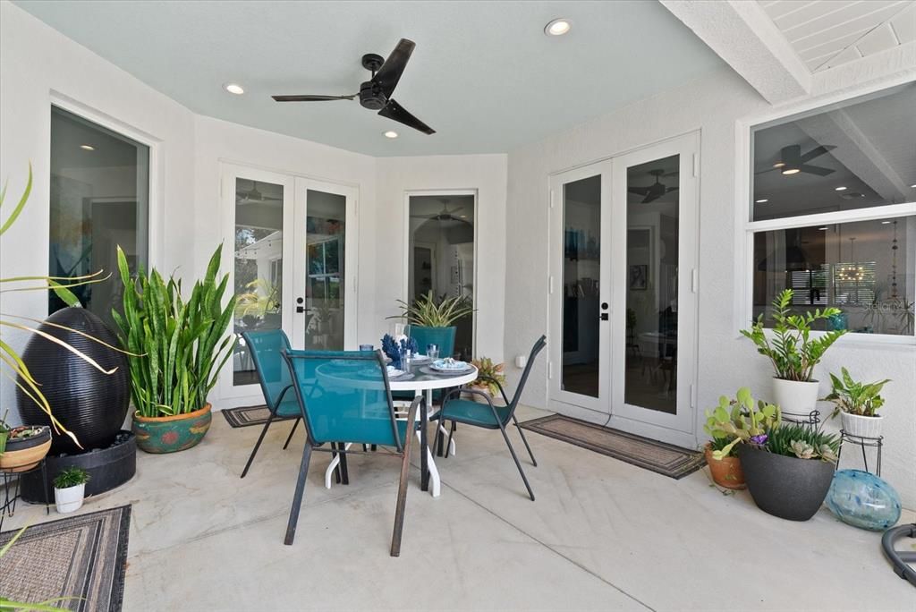 Active With Contract: $925,000 (4 beds, 4 baths, 3521 Square Feet)