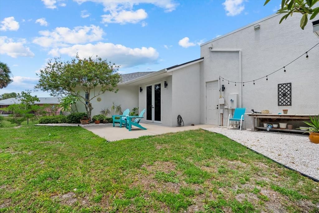 Active With Contract: $925,000 (4 beds, 4 baths, 3521 Square Feet)