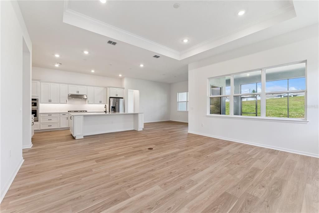 For Sale: $889,000 (3 beds, 3 baths, 2844 Square Feet)