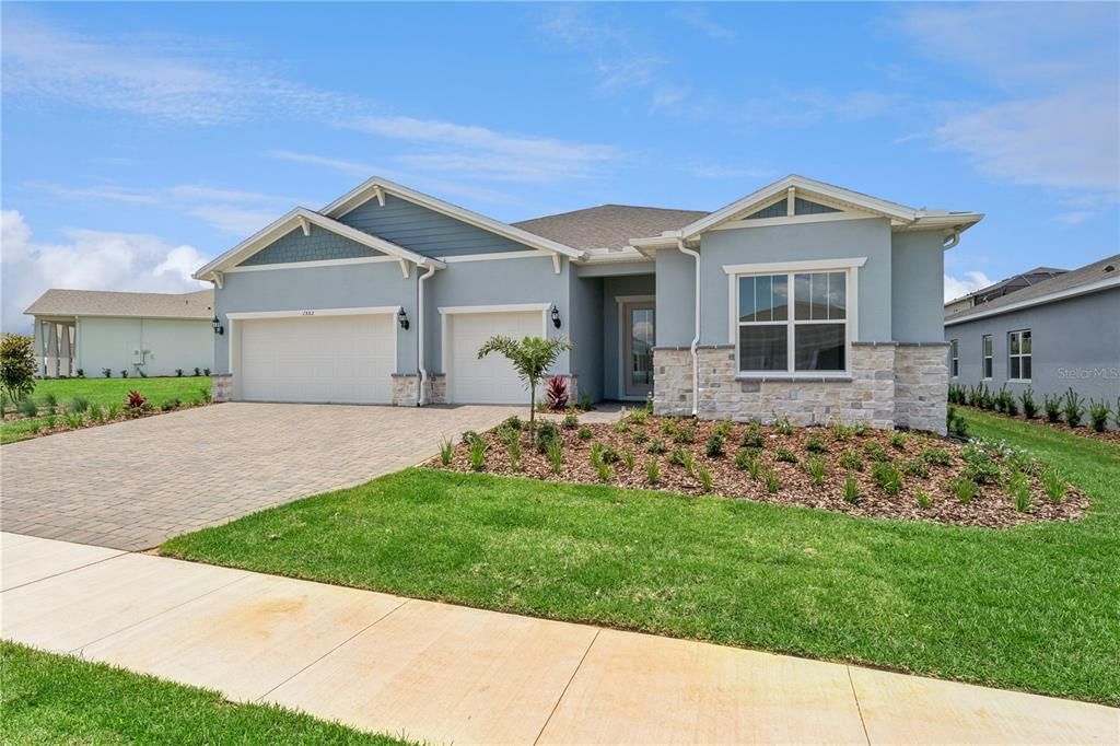 For Sale: $889,000 (3 beds, 3 baths, 2844 Square Feet)