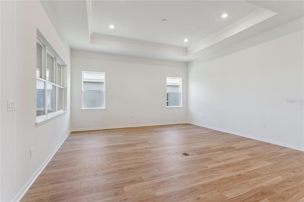 For Sale: $889,000 (3 beds, 3 baths, 2844 Square Feet)
