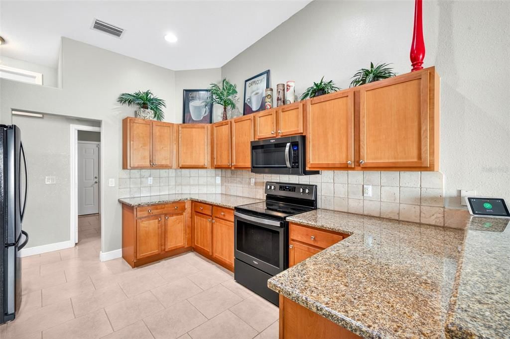En Venta: $439,900 (4 camas, 2 baños, 2331 Pies cuadrados)