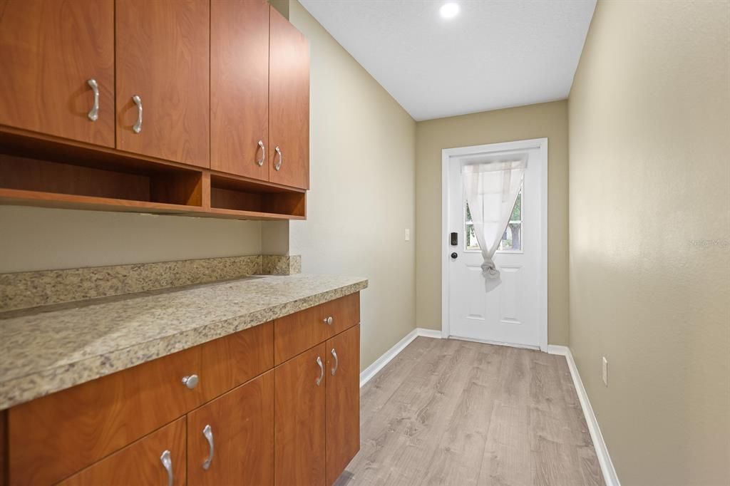 For Rent: $1,950 (3 beds, 2 baths, 1463 Square Feet)