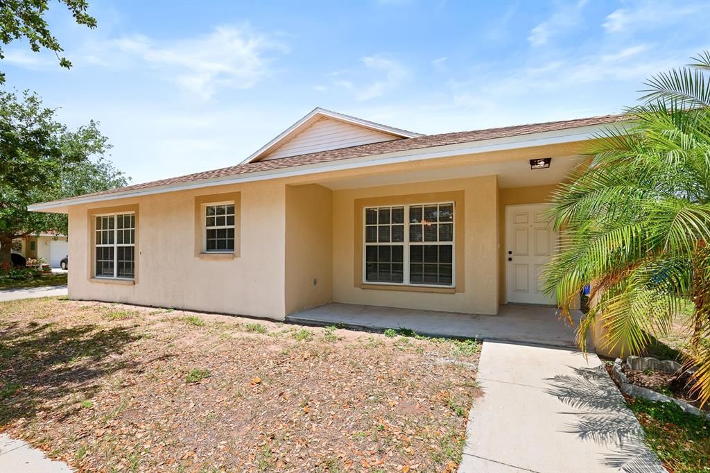 For Rent: $1,950 (3 beds, 2 baths, 1463 Square Feet)