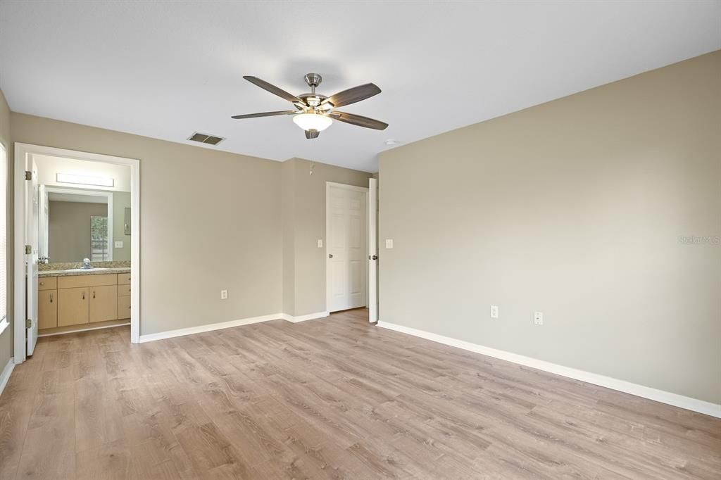 For Rent: $1,950 (3 beds, 2 baths, 1463 Square Feet)
