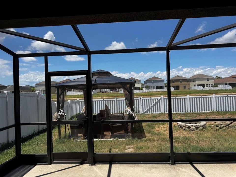 En Renta: $2,500 (5 camas, 3 baños, 2205 Pies cuadrados)